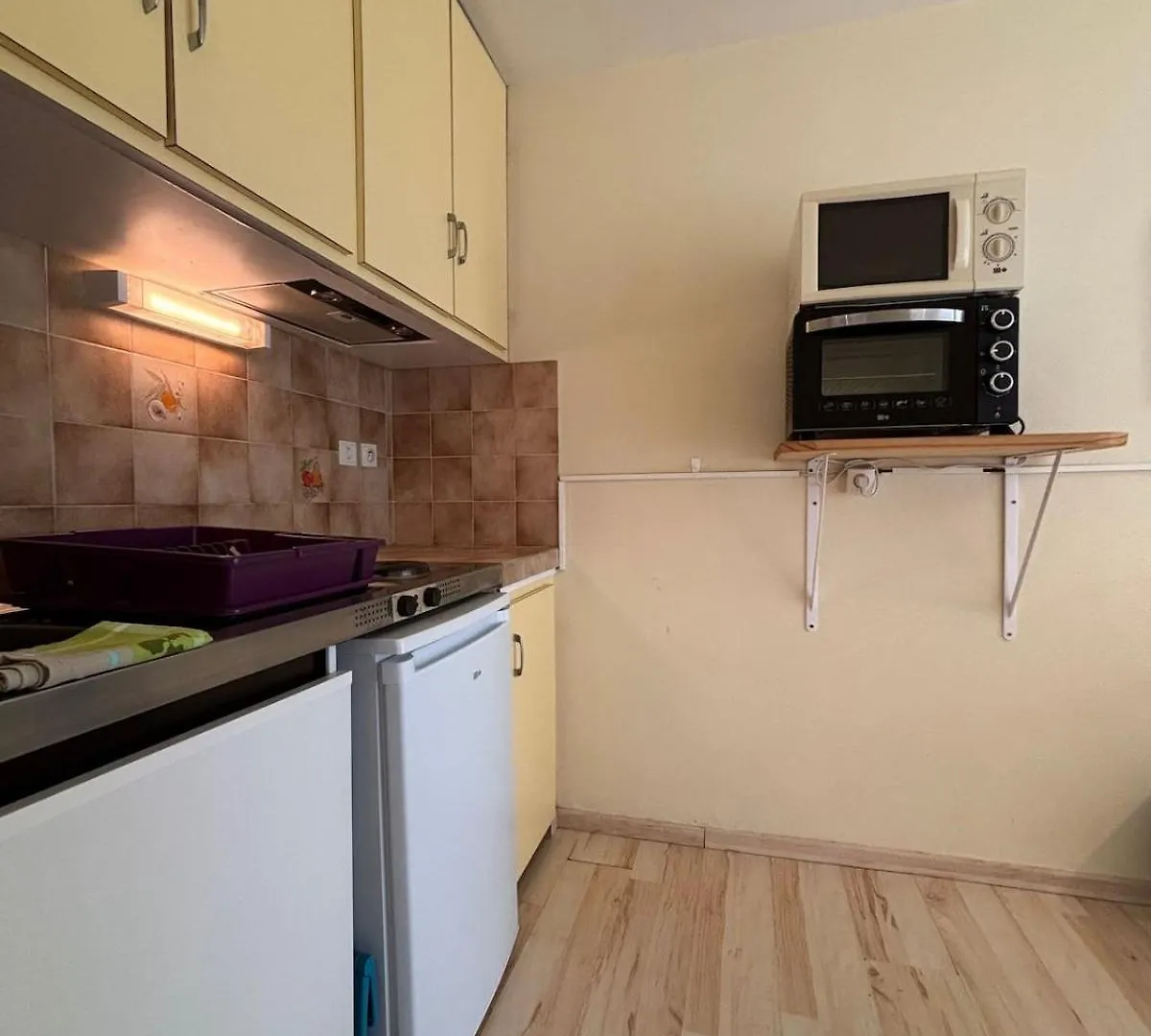 Studiosmichel Apt 14 Terrasse Thermes 400M A Pied Cazaubon
